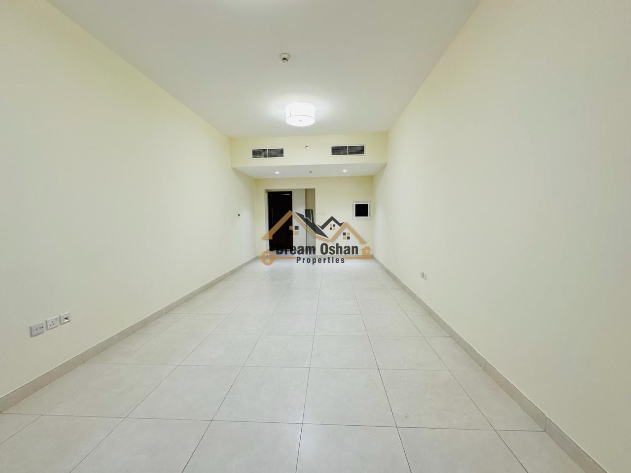 Specious 3BR+Maid/ Kids play area/ Huge layout