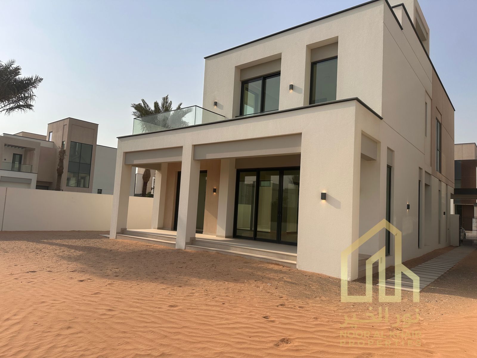 LUXURY 4 BR VILLA| LARGE PLOT|PRIME LIVING| VACANT