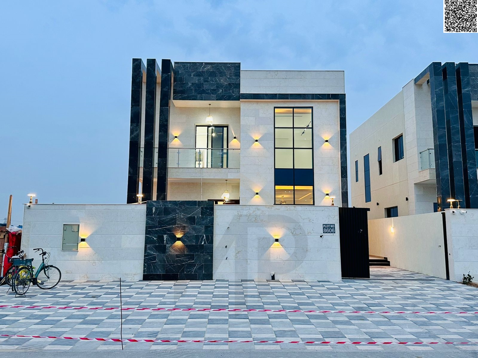 Your chance to own a freehold villa, available to all nationalities, ready to move in, with a super deluxe finish.