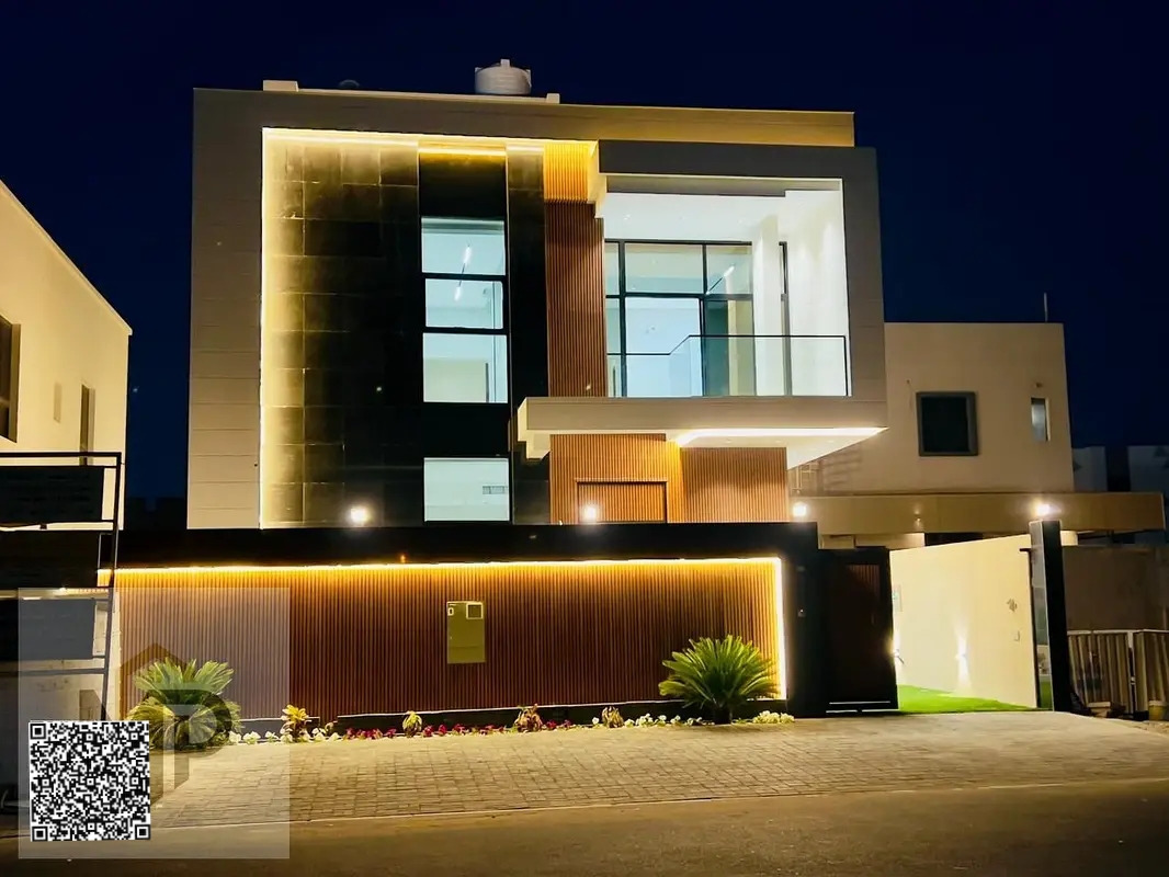 A villa on the main street, ready to move in, with all registration and ownership fees included, in one of Ajman's most prestigious areas. Freehold ow