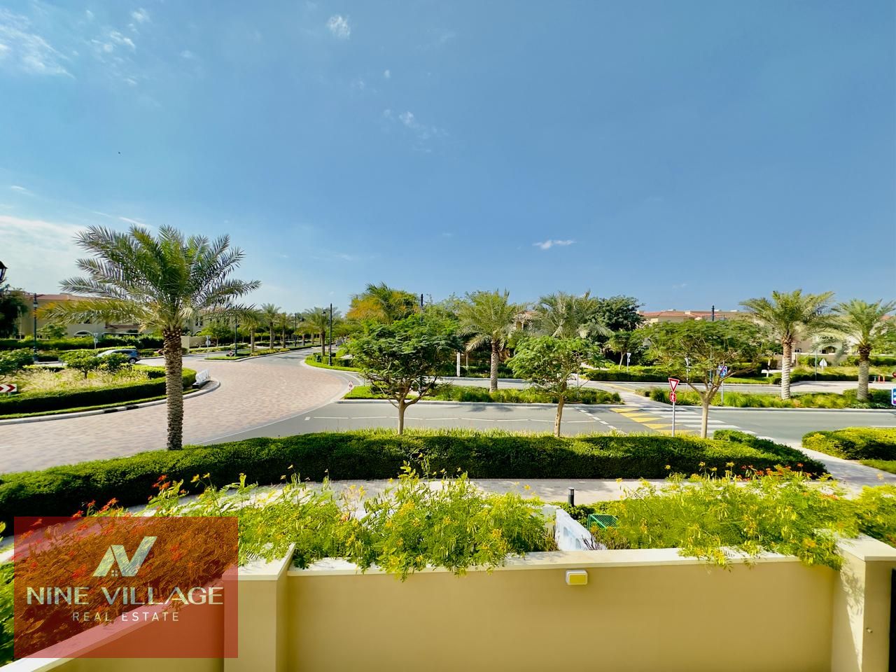 SINGLE ROW | CORNER | HUGE PLOT | PARK PROPERTY