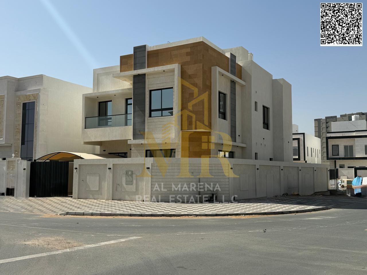 Villa directly from the owner, personal finishing, on a main street, close to all services, freehold ownership for all nationalities and without down
