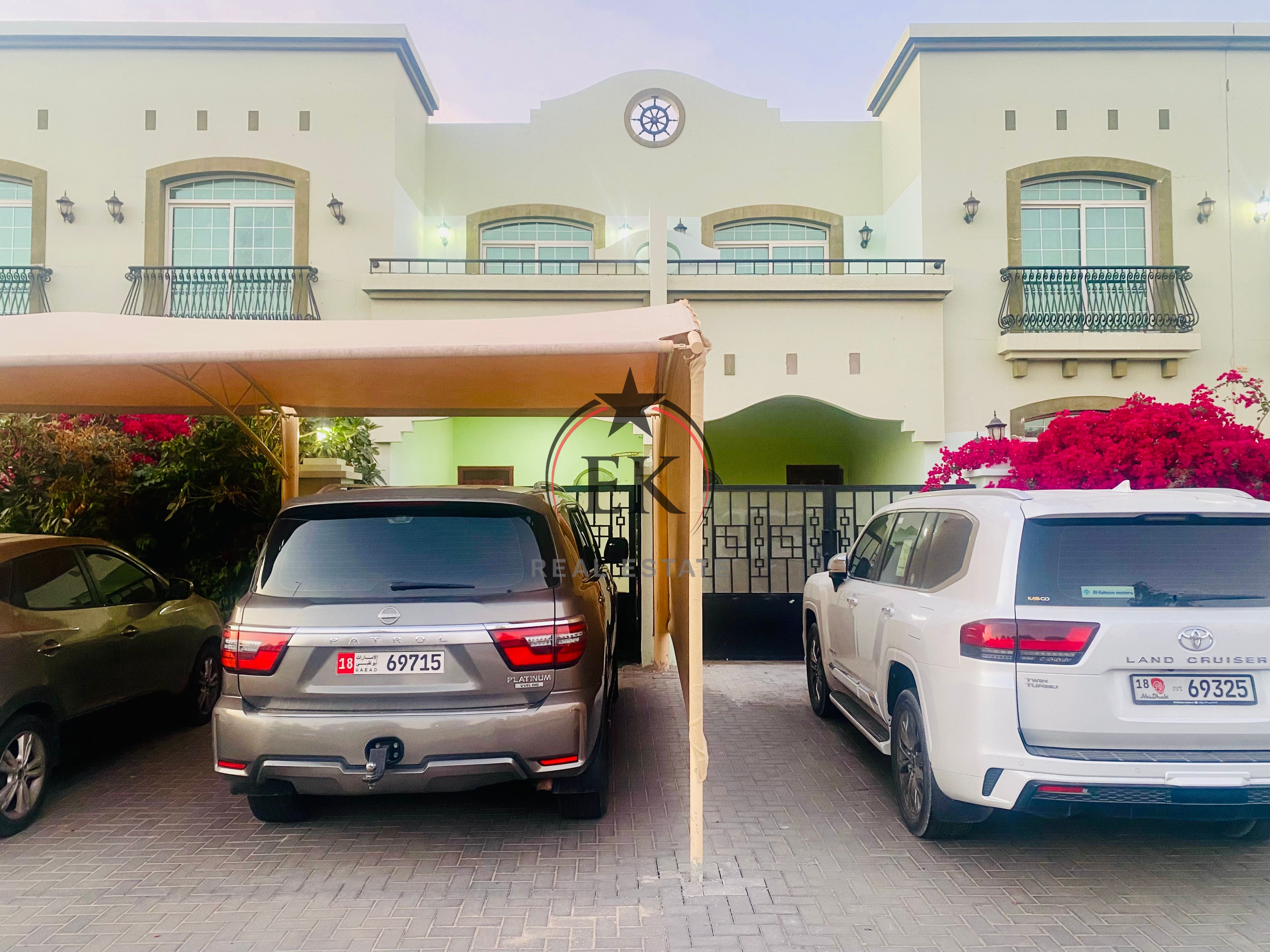 Duplex 5BHK Villa With Balcony Near UAE University