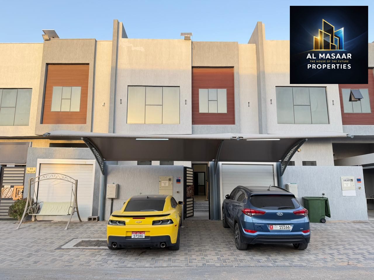 Townhouse for rent, two floors and a roof, excellent finishing, first occupancy, close to all services.