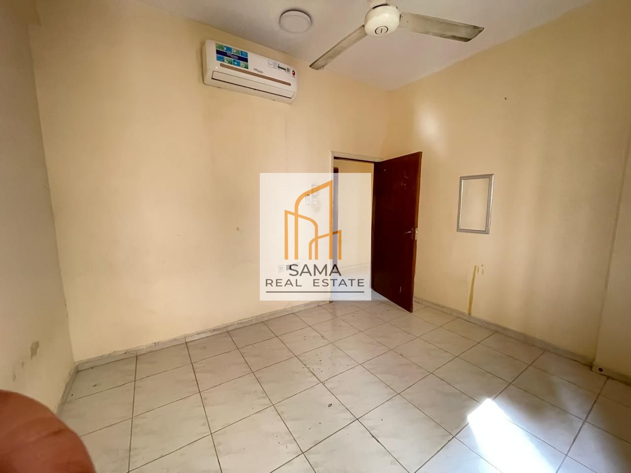 Low budget 1 bhk with split ac close to dubai exit rent 28k