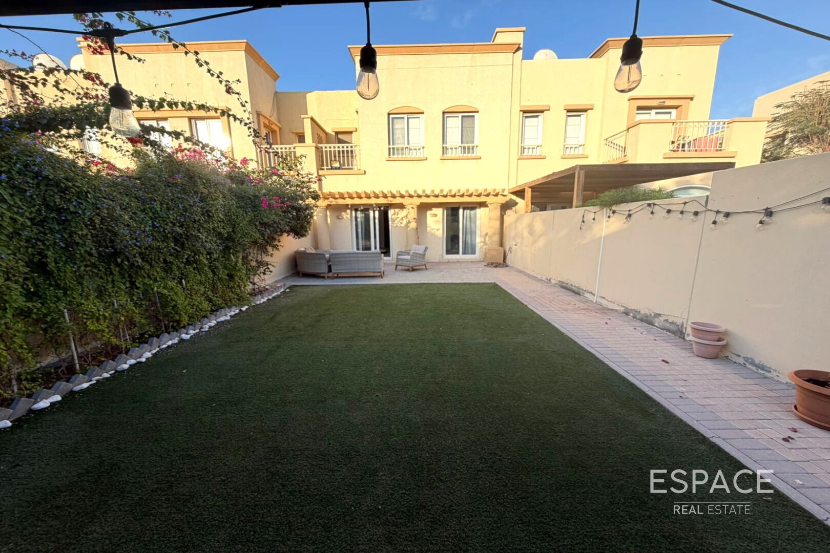 Fully Furnished | Upgraded | Large Plot