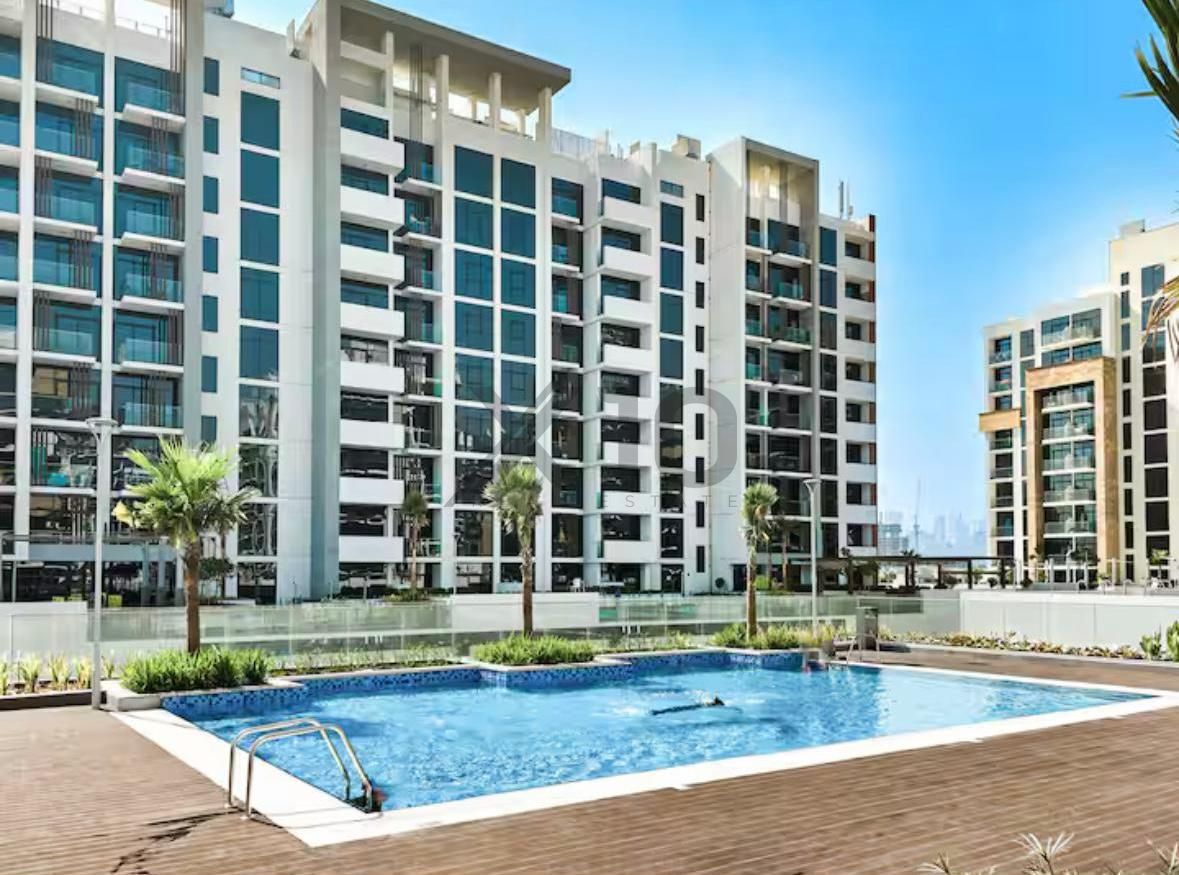 CORNER UNIT | LAGOON VIEW | UNFURNISHED