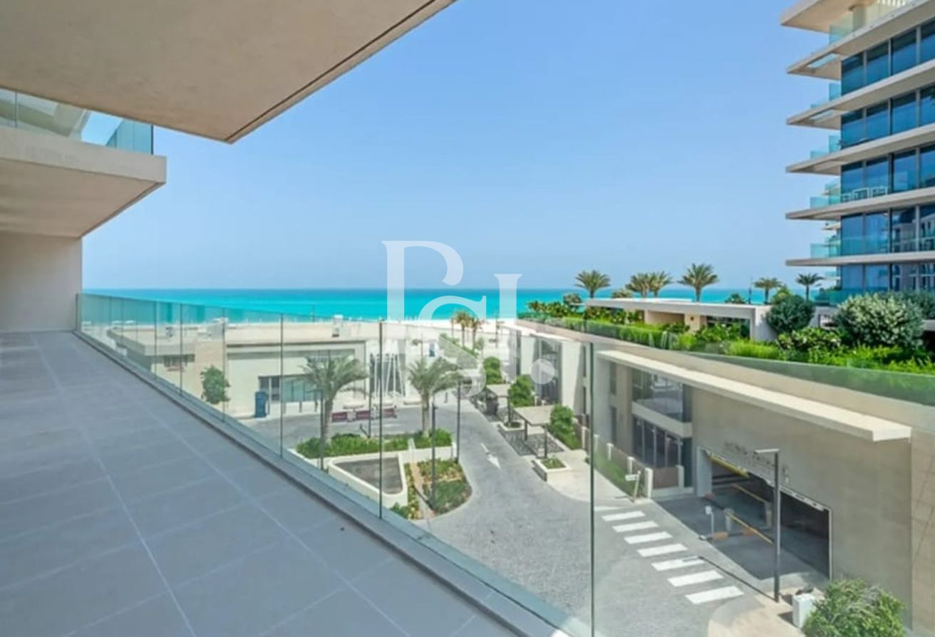Partial Sea View | Large Layout | Vacant Soon