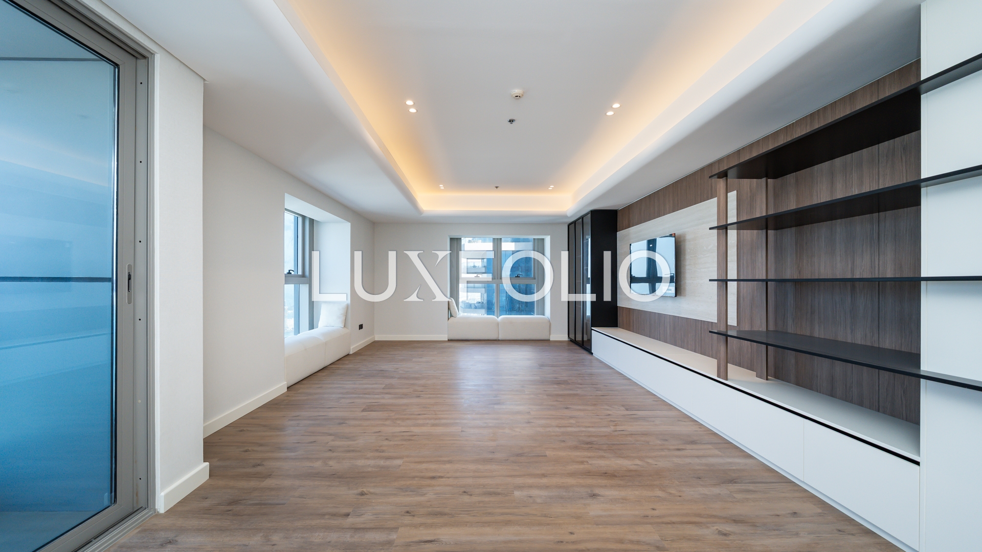Upgraded | High Floor | 180 Palm Views