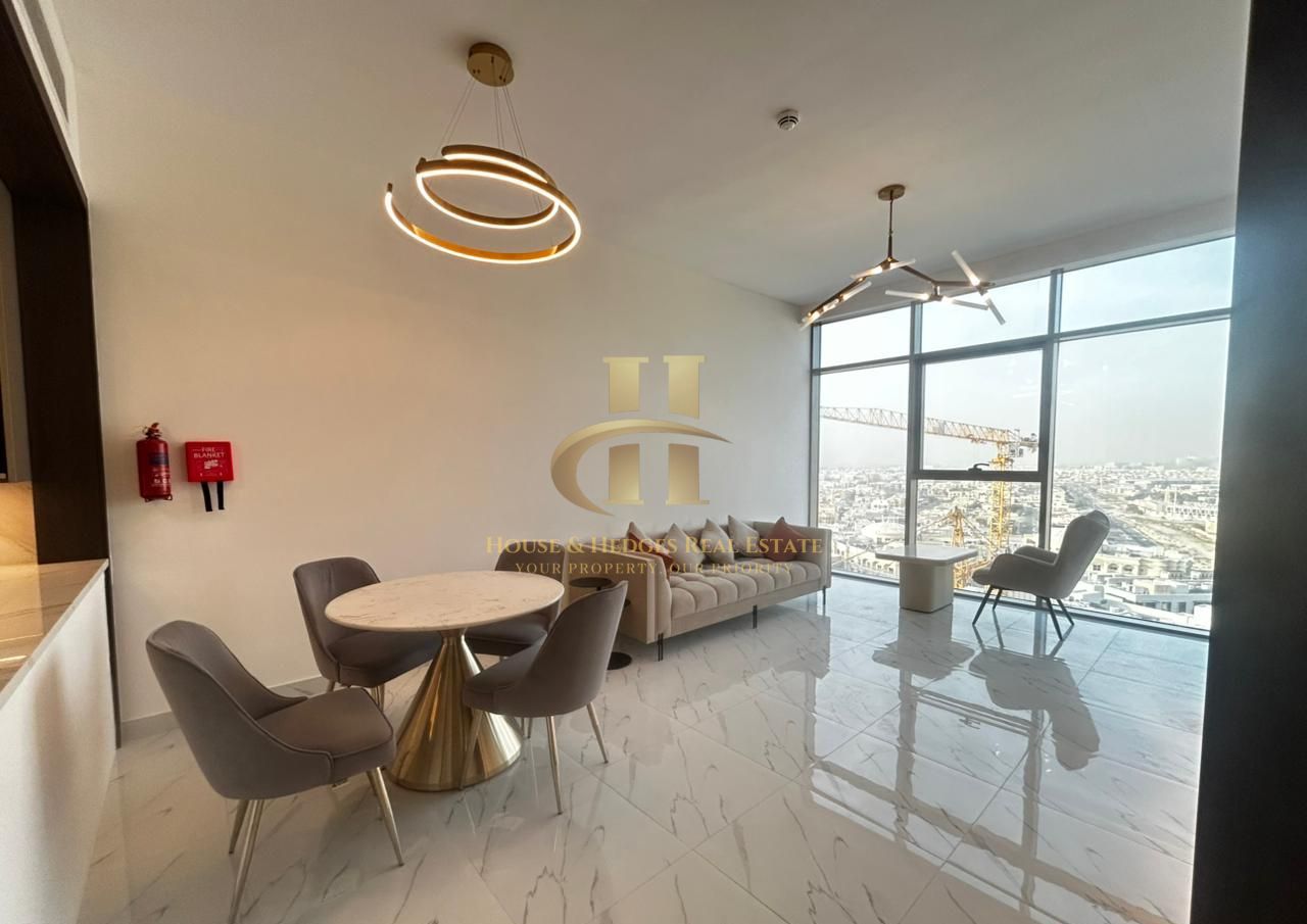 Upgrade Premium Apartment with Maid Room