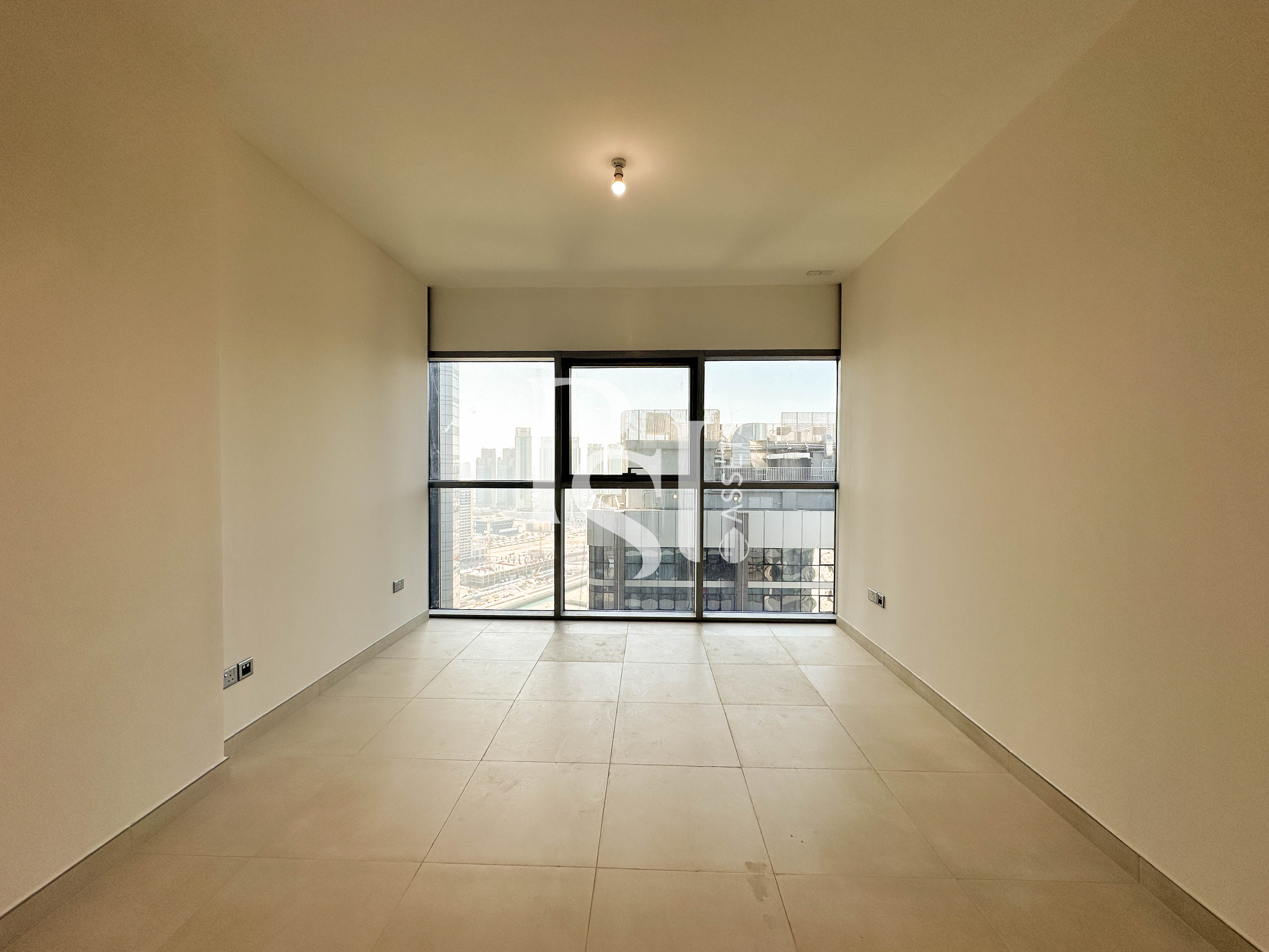 Balcony | Kitchen Appliances | Ready to Move