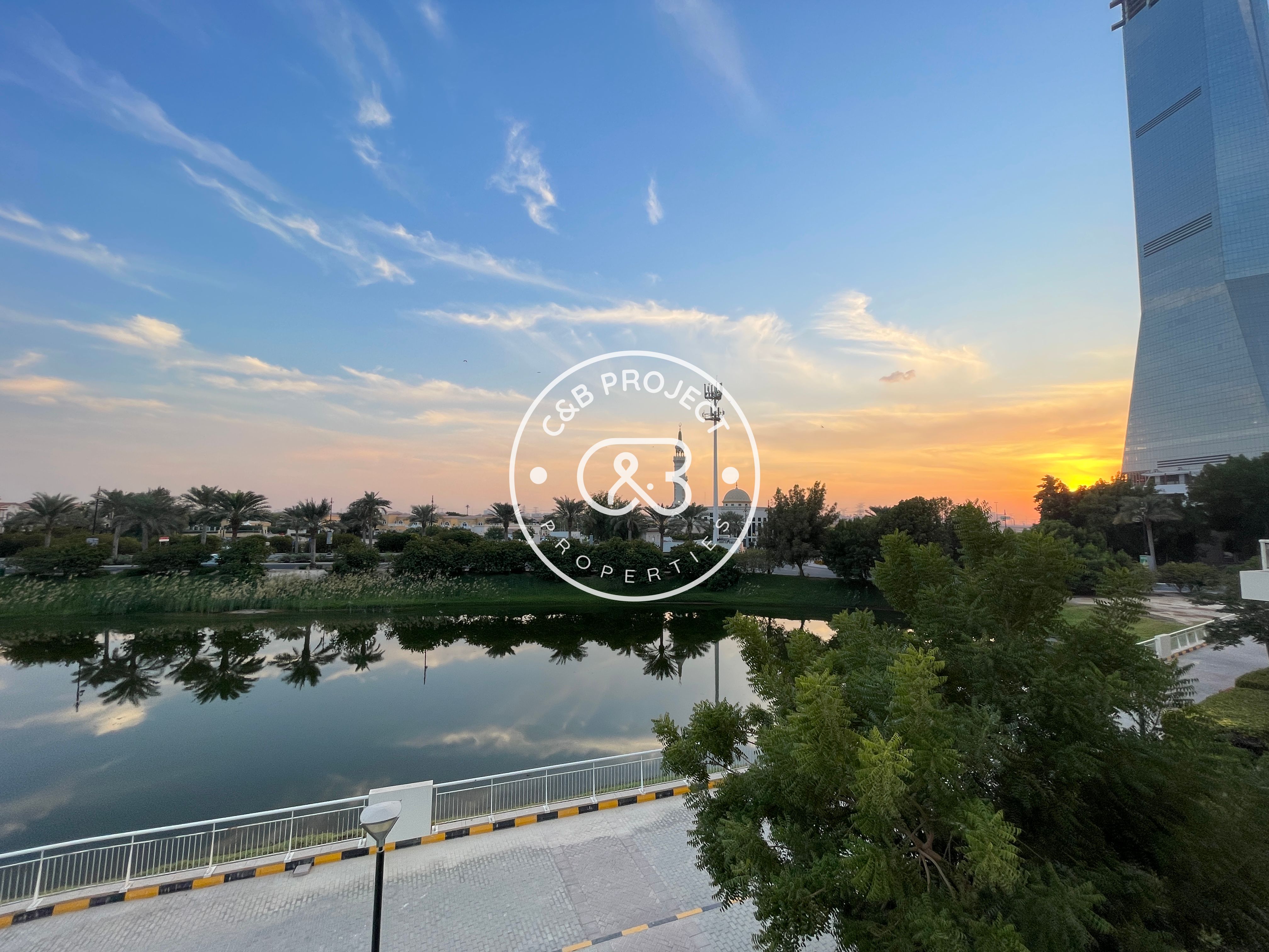 Corner Duplex | plus Maid | 2 Parking VACANT now