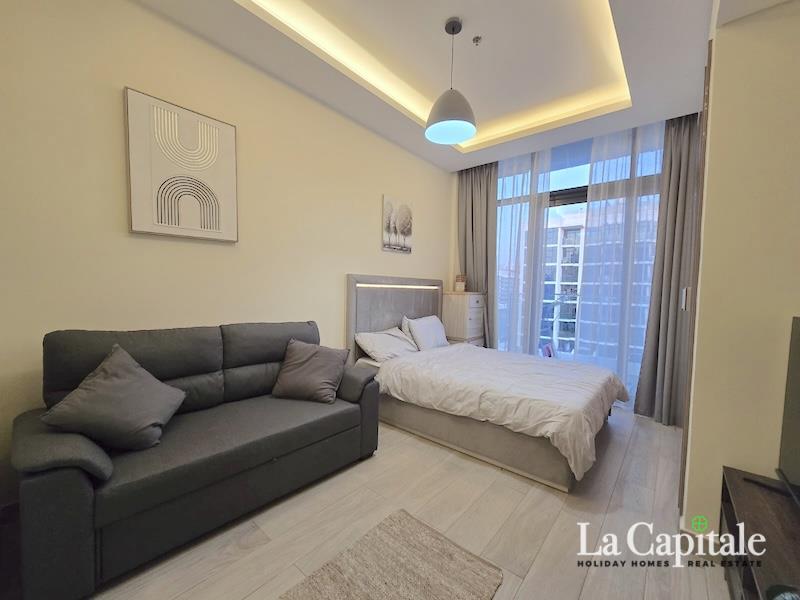 FULLY FURNISHED | READY TO MOVE | WELL-MAINTAINED