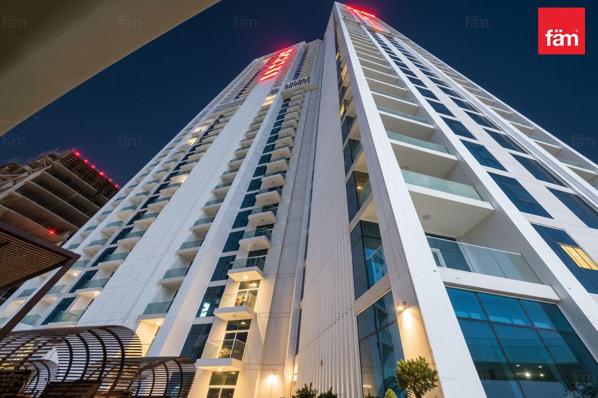 BRAND NEW I SEMI FURNISHED I HIGH FLOOR