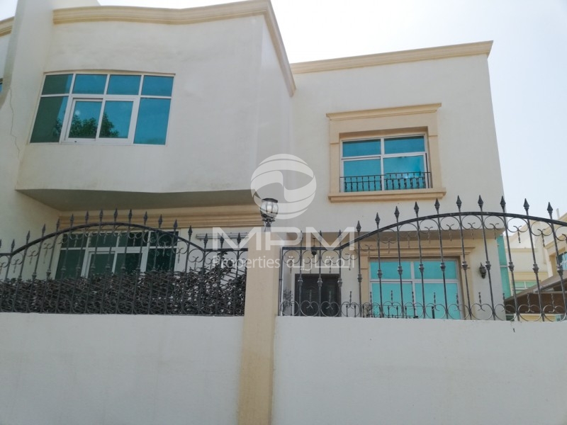Spacious 6 Bedroom Villa with Maid's Room