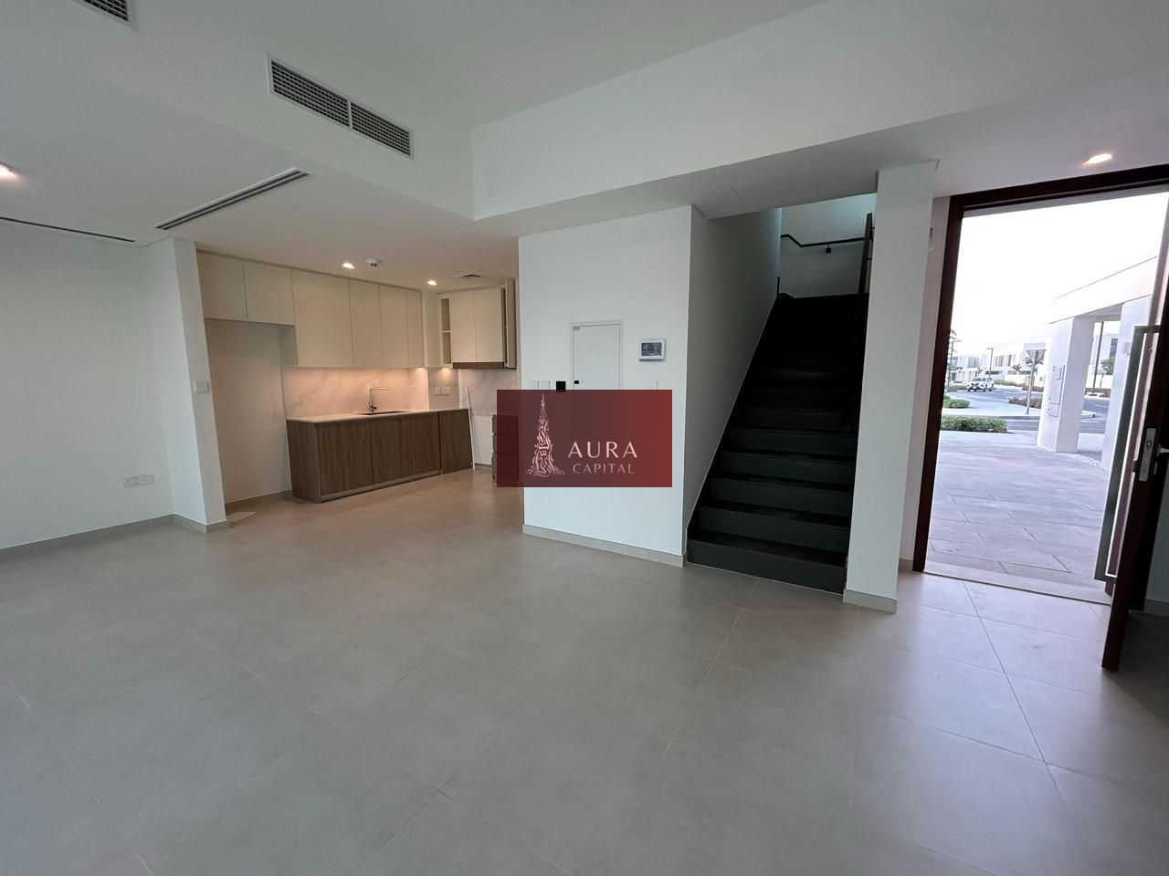 Single row 3BR | Genuine Resale | Inquire Now