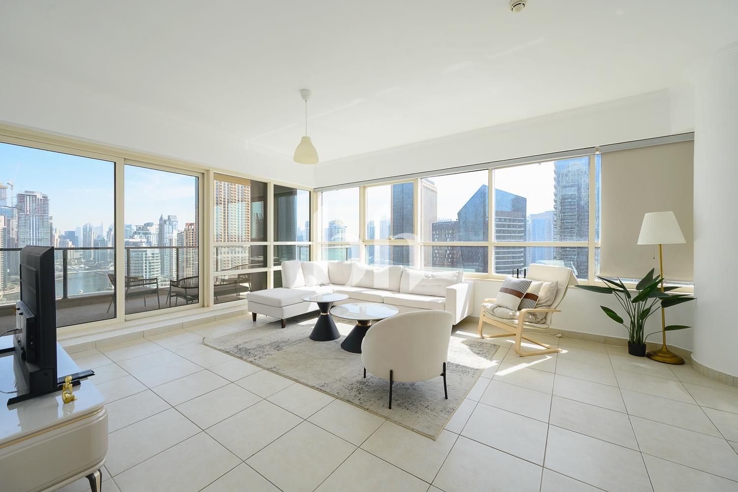 Marina View | Corner Unit | Spacious