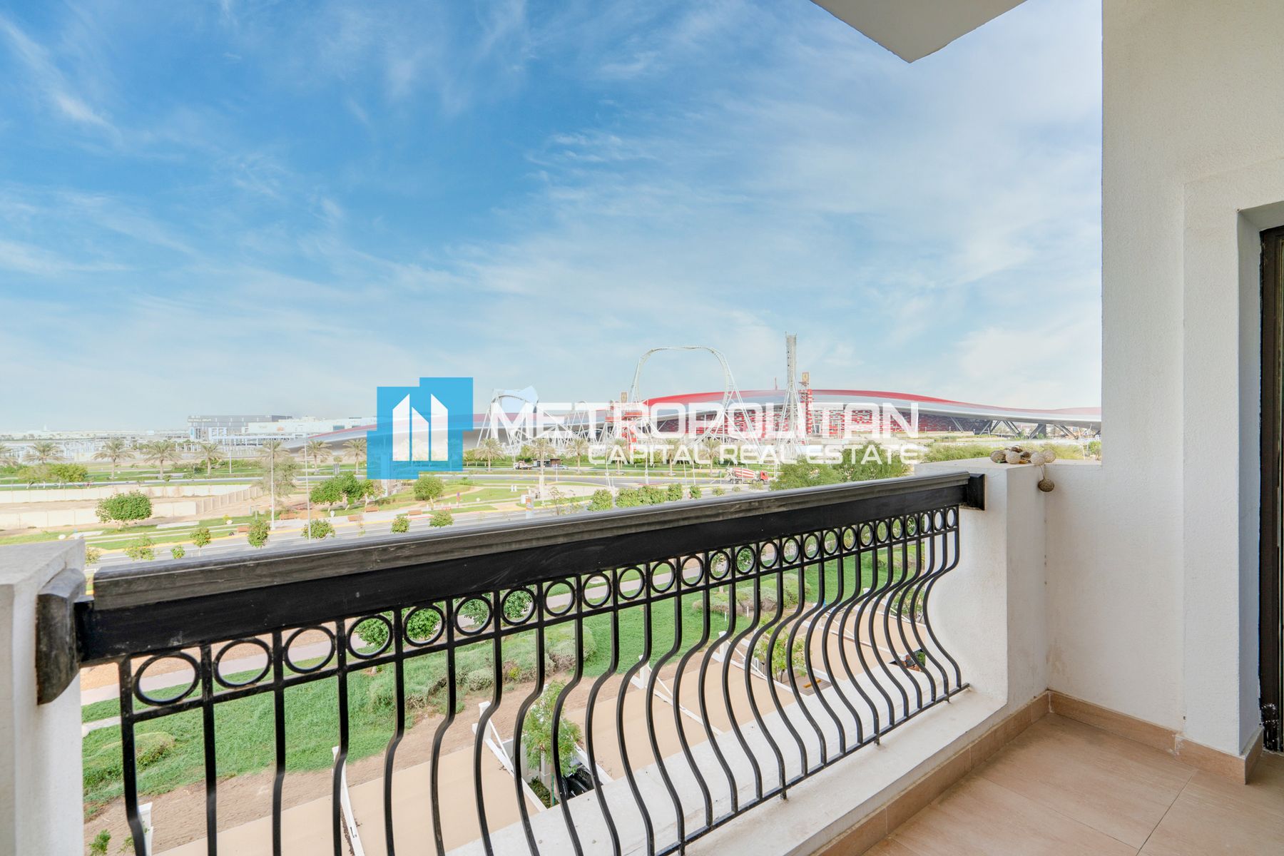 High Floor | Type C | Partial Ferrari World View