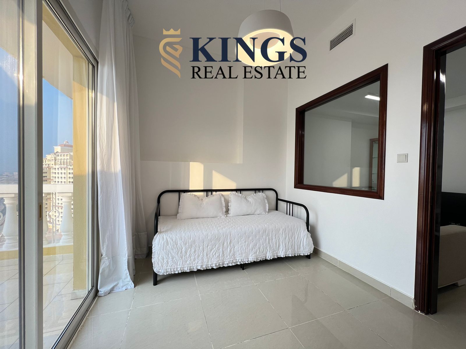 Corner Studio | Convert to 1BR | Sea View