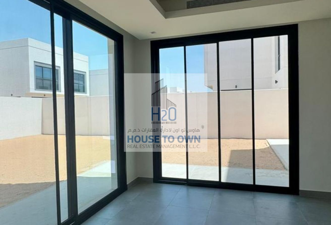 Sophisticated Villa 3BR Villa | Ready to Move