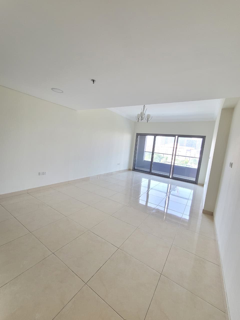1BHK IIII Very Spacious IIIII With Balcony
