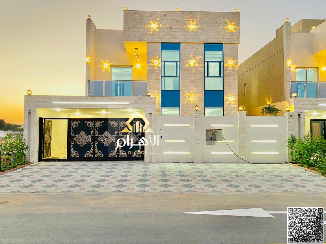 For rent in the most prestigious area of Ajman, Al Helio 2: a luxurious villa with 5 bedrooms and a roof terrace at an attractive price.