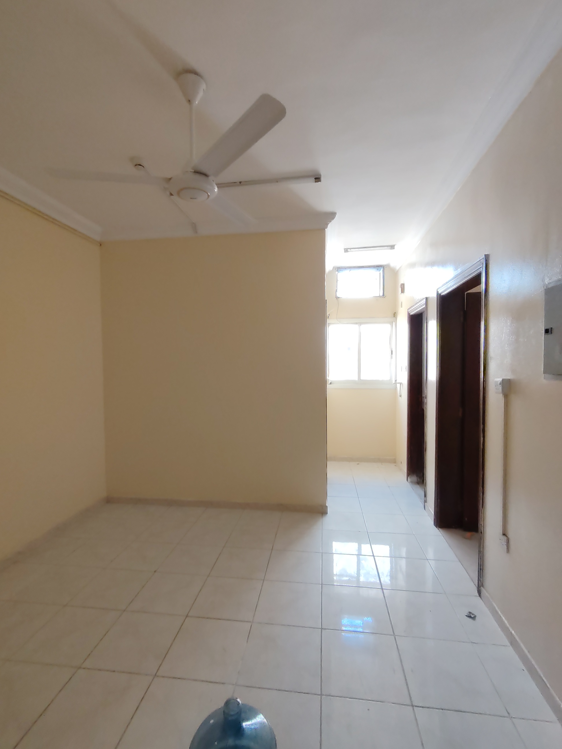 LIMITED OFFER 1BHK WITH FAMILY BUILDING OUTSIDE FREE PARKING AVAILABLE RENT ONLY 23K