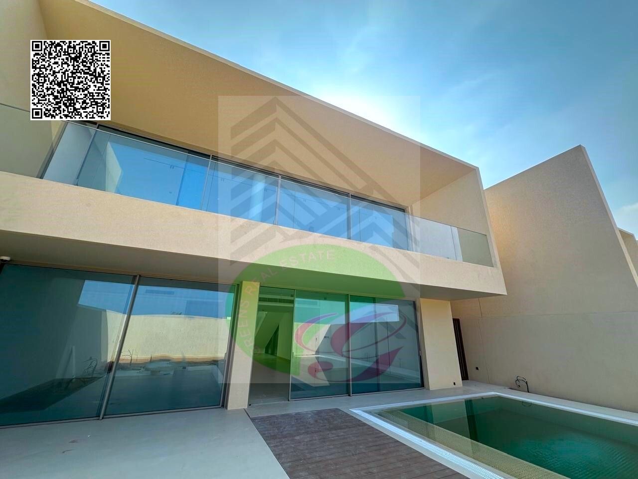Luxury Beachfront | Duplex Villa | 4th Row | Free Hold