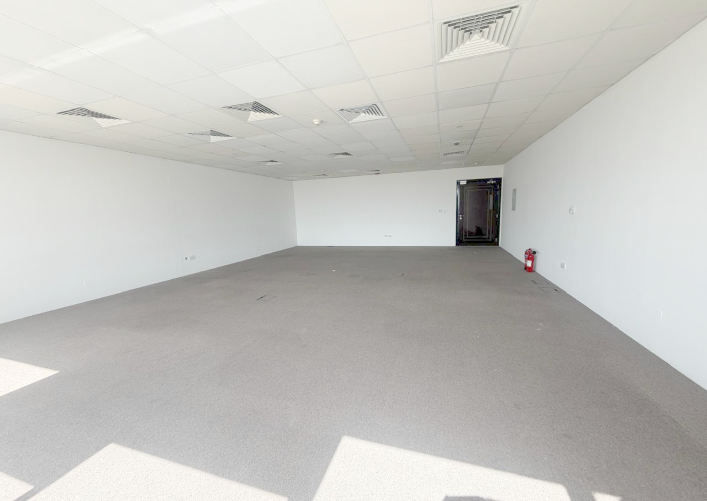 Spacious IUn Furnished | Prime Location