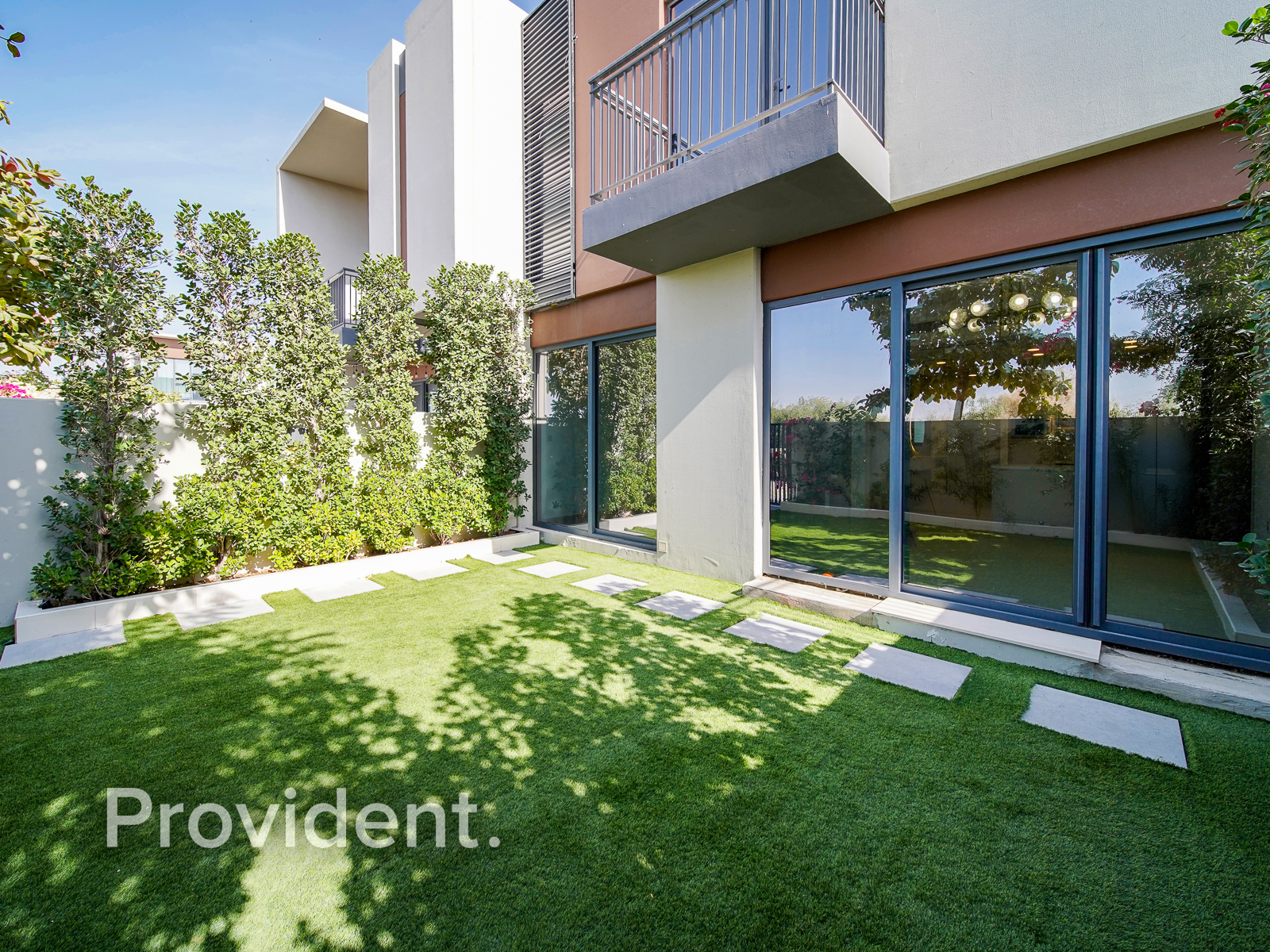 Upgraded | Single Row | Landscaped Garden