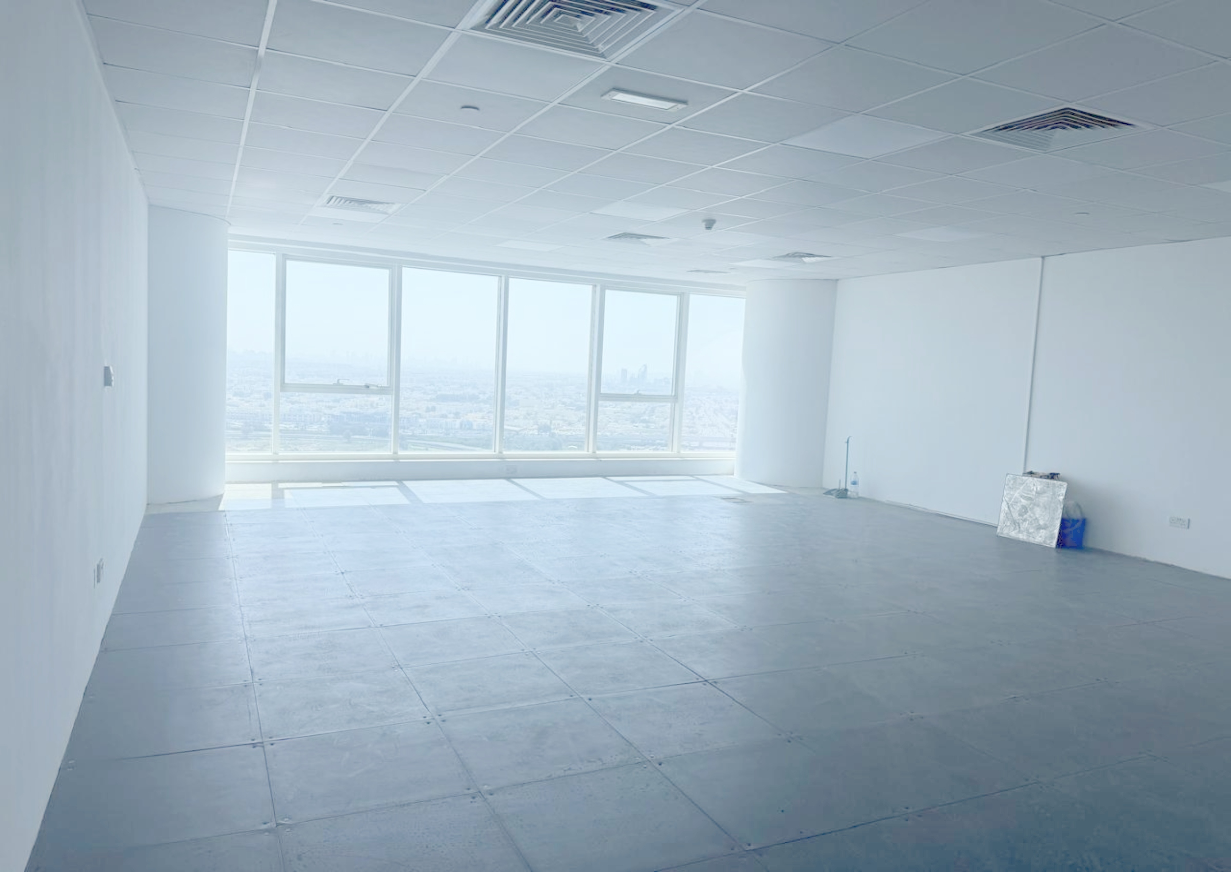 Spacious I Racecourse View | Prime Location