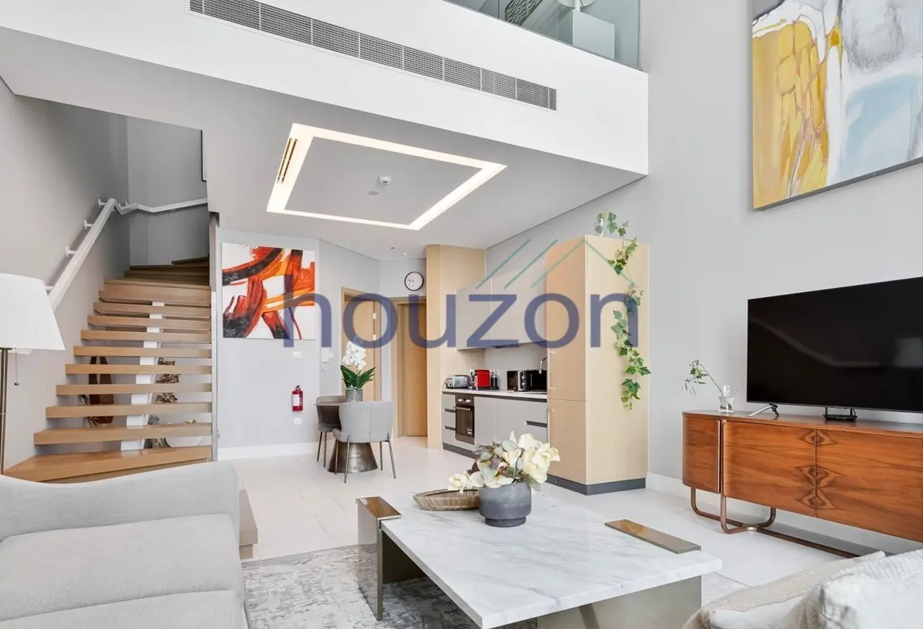 Branded + Luxurious 1BR | Furnished | Vacant