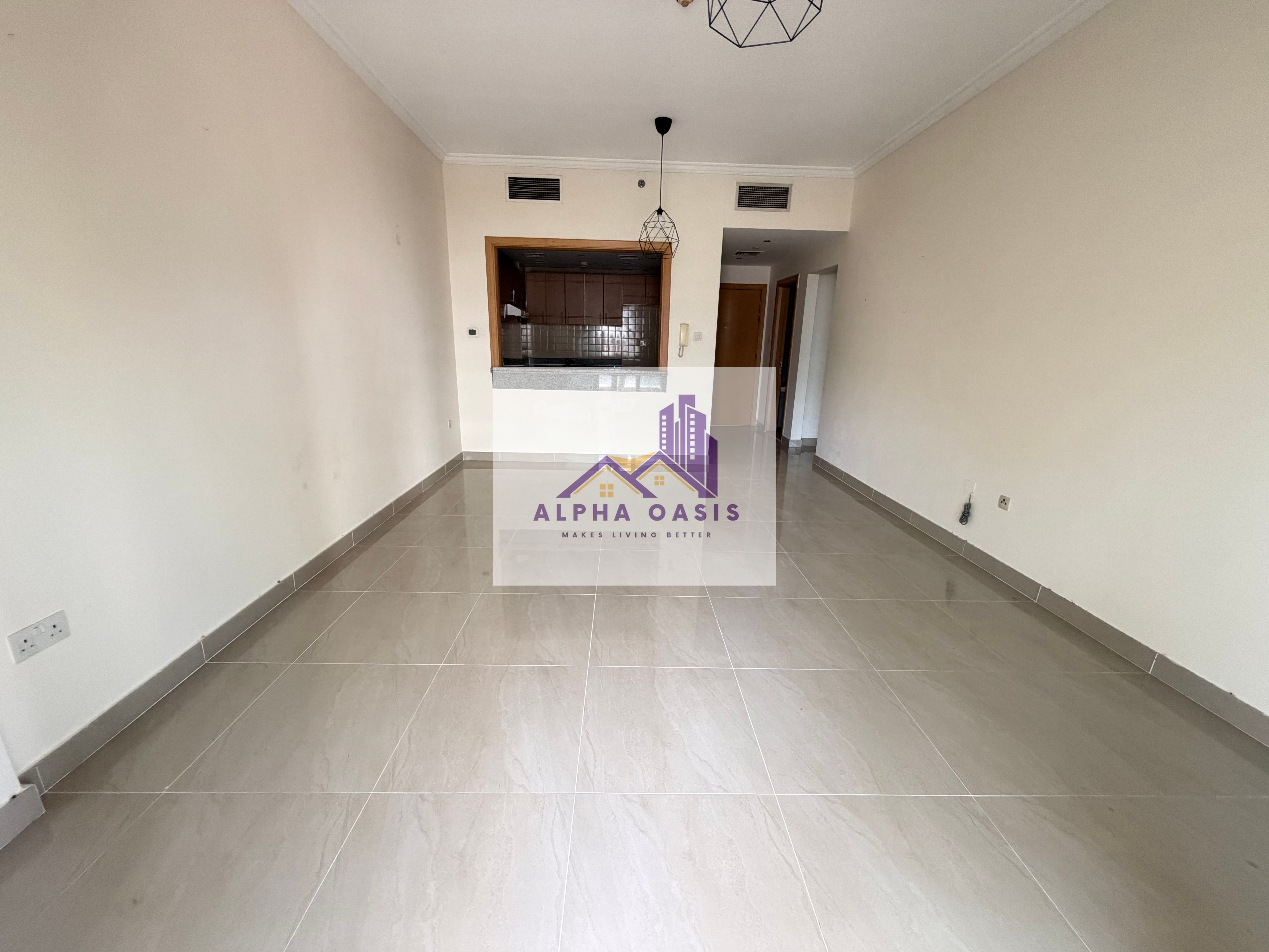 SEMI CLOSE KITCHEN /2 BATH/PRIME LOCATION/