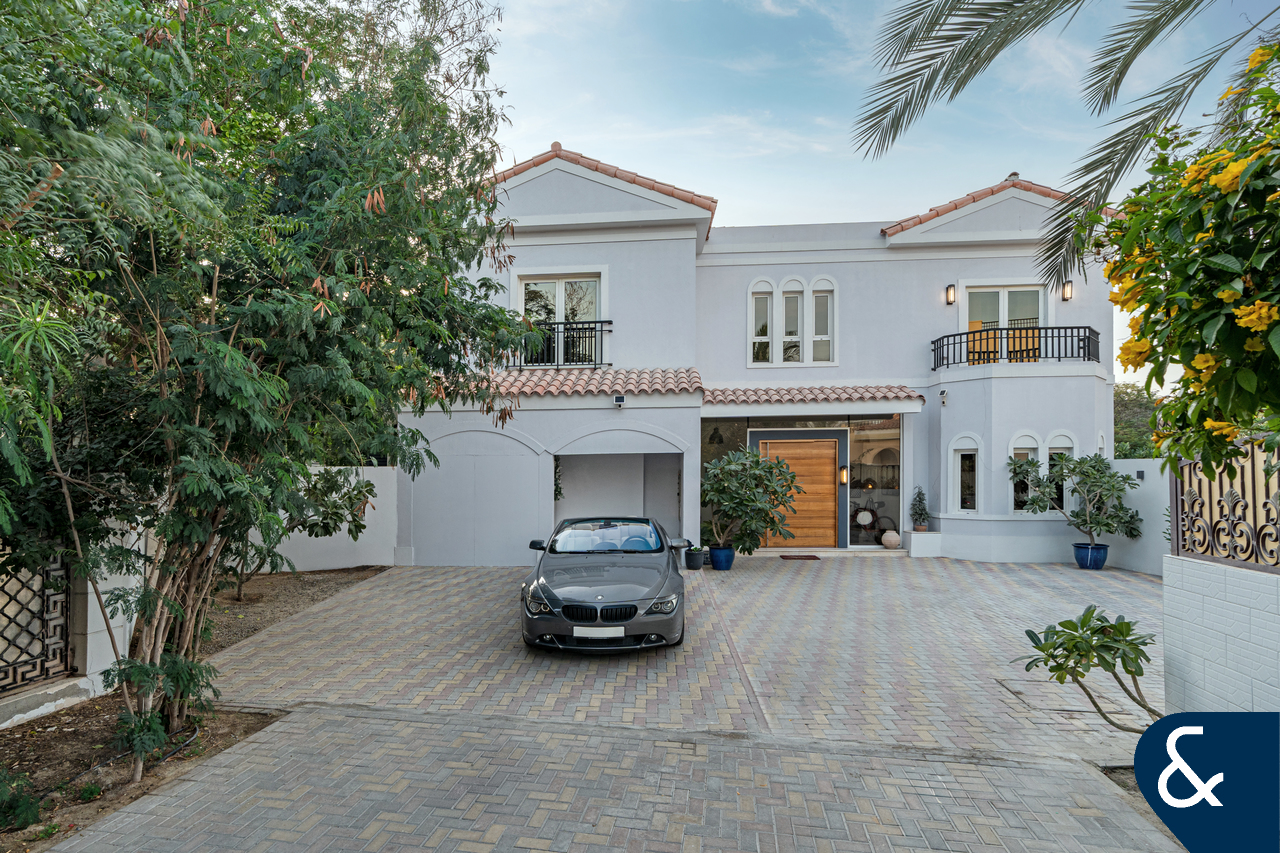 Exclusive Listing | Upgraded B2 | Corner Plot
