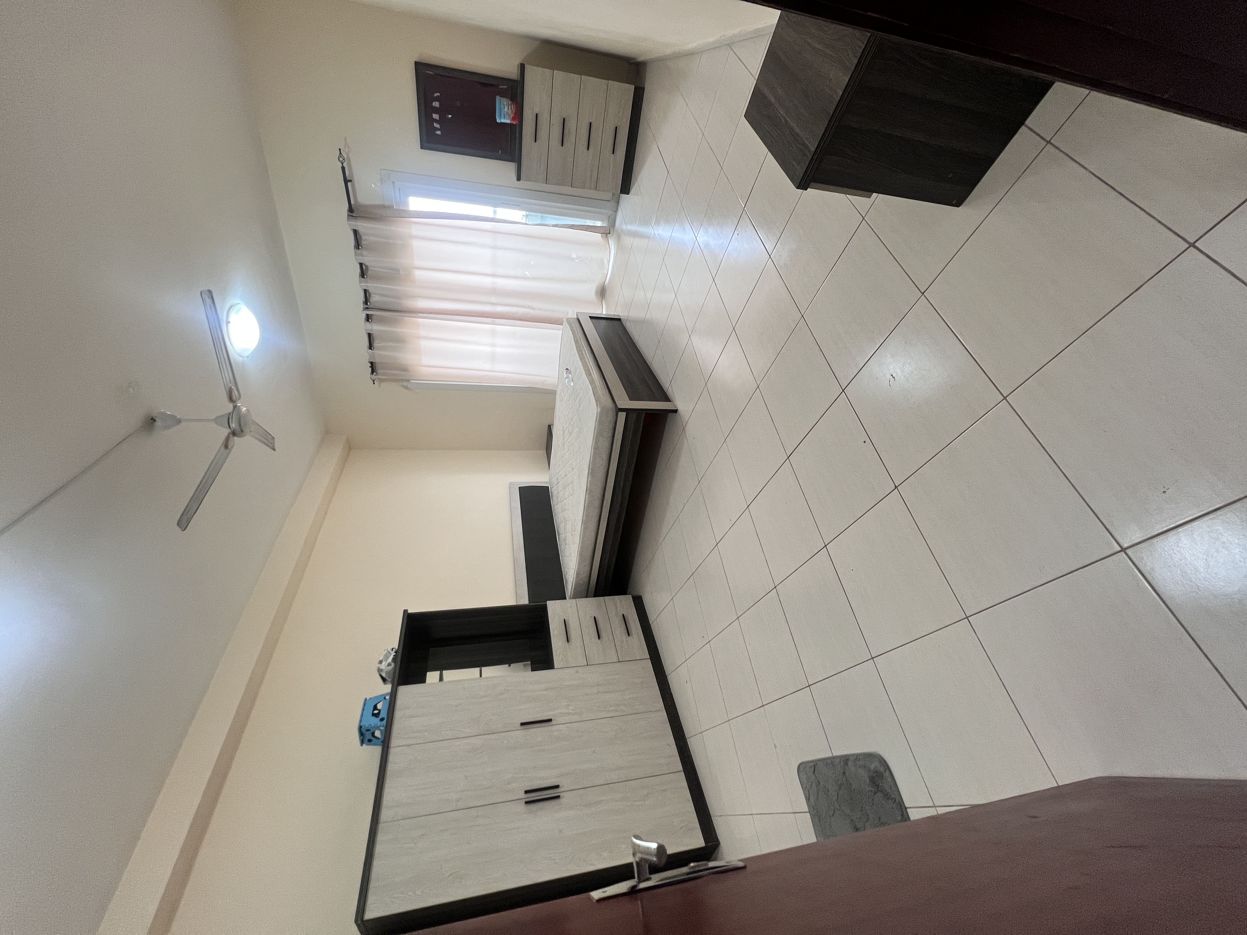 READY TO MOVE 1BHK WITH 2 BATH RENT 4200 CLOSE TO BORDER IN AL NAHDA SHARJAH CALL SHUJAA