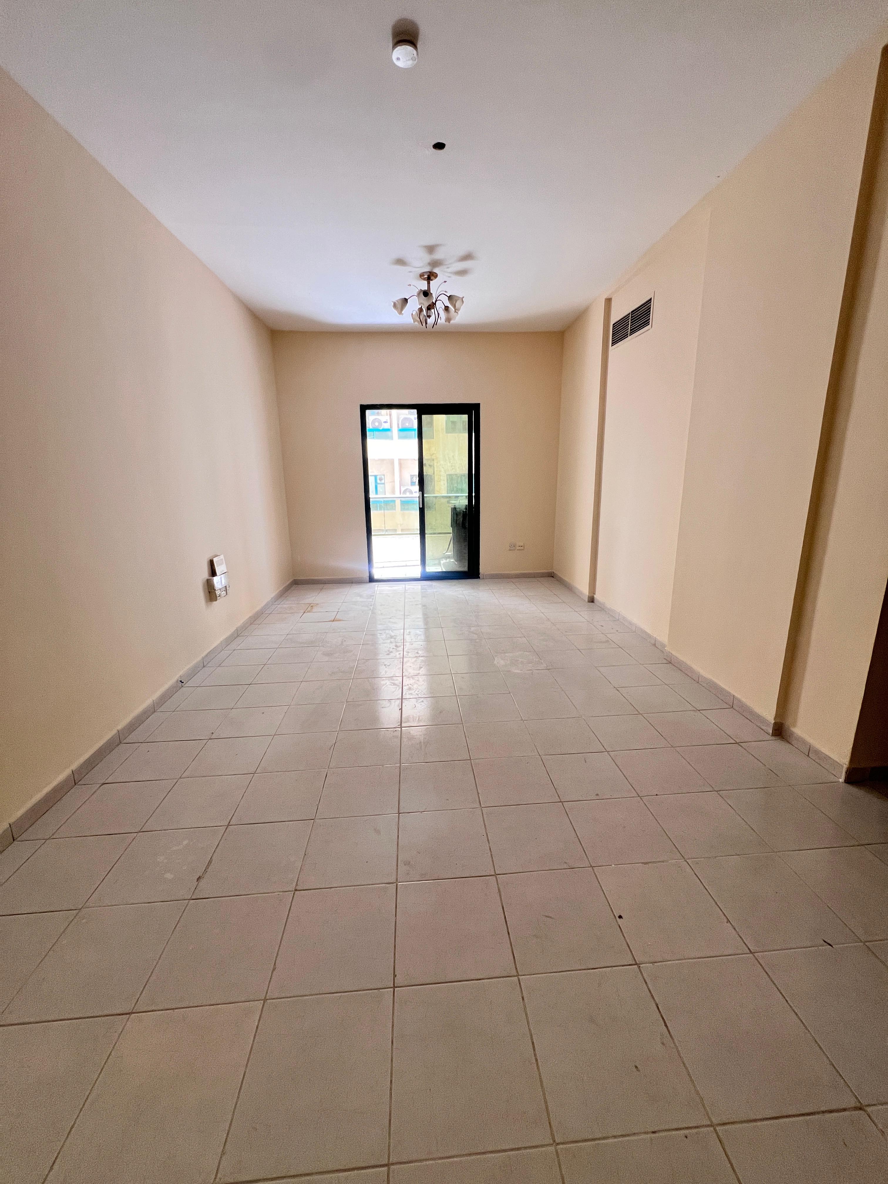 FREE GYM !! SPACIOUS 2BHK APARTMENT WITH BALCONY AND SEPERATE HALL AVAILABLE IN AL NAHDA SHARJAH JUST IN 44K