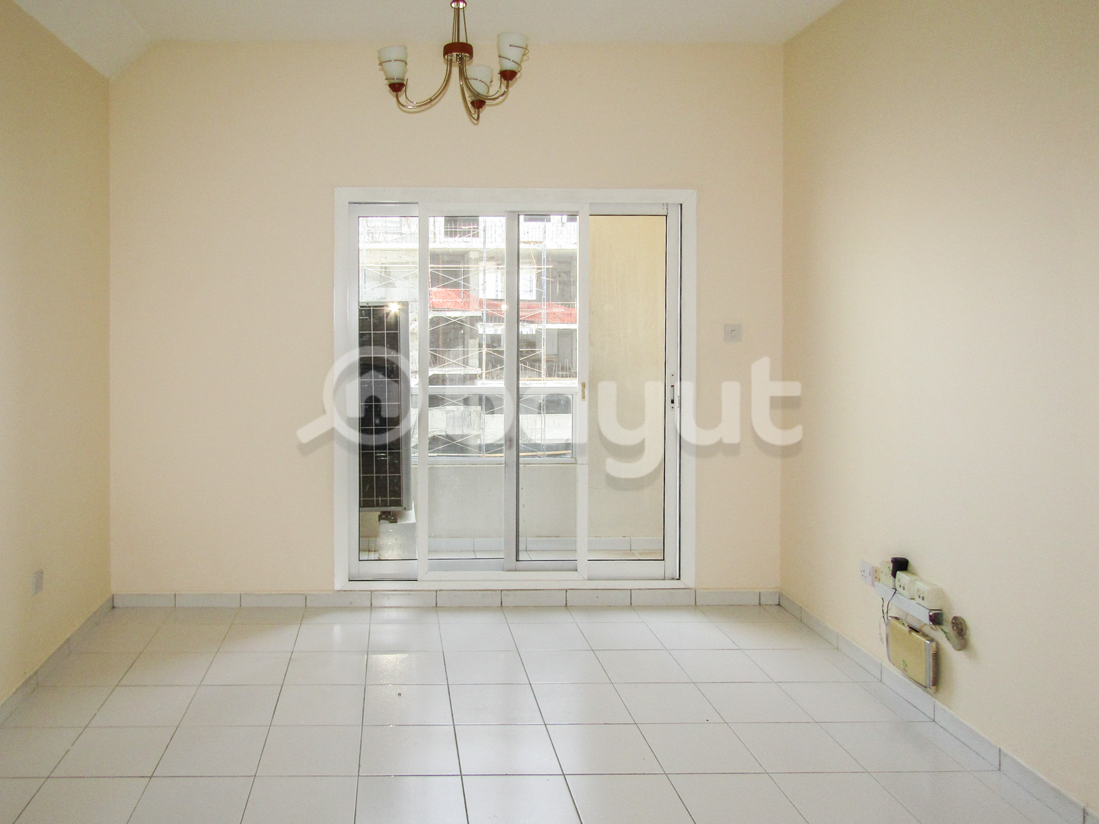 Prime location 2bhk with close hall just in 40k near dubai boarder al nahda sharjah call umair
