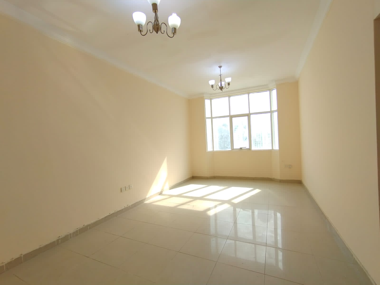 Hot Offer* 2BHK Available for Family Just in 45k Near to KFC