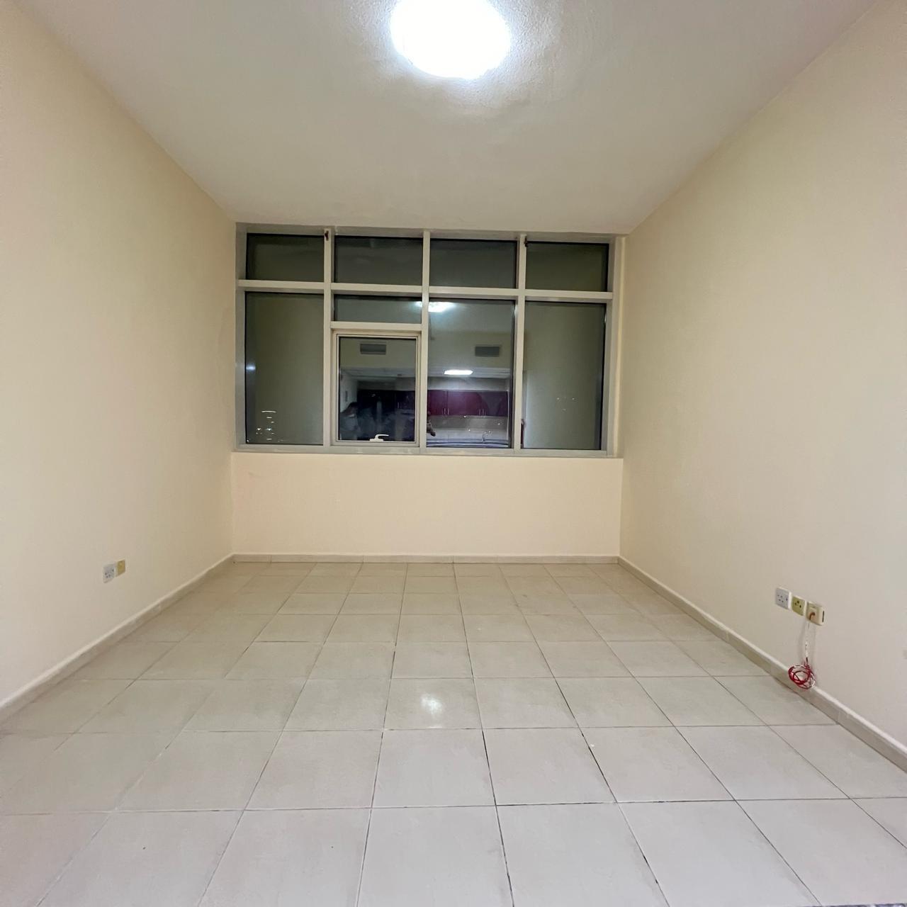 Good studio Available Near Border