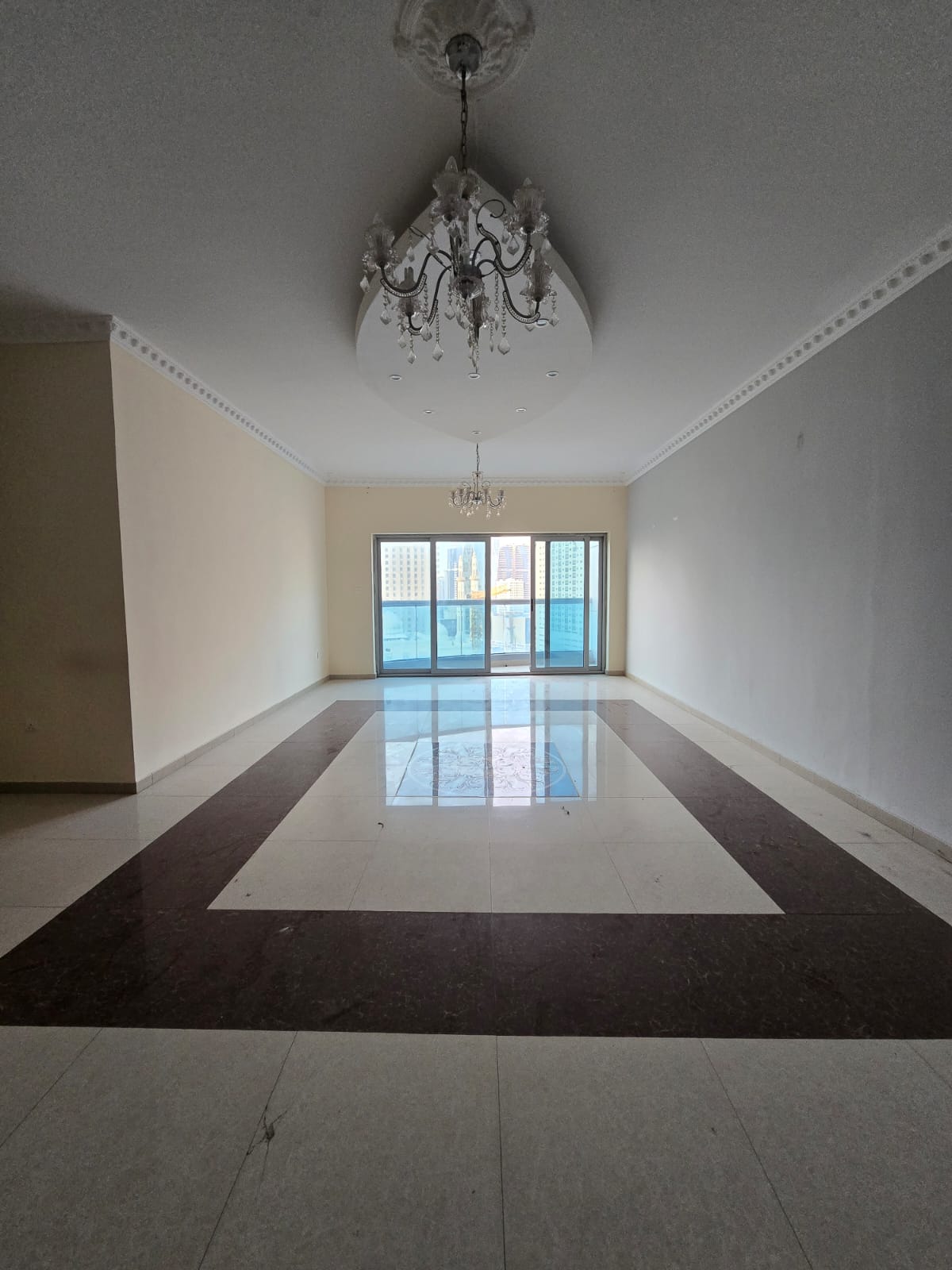 Sea View !! Ample Size 3bhk With Free Parking Separate Hall, 2 Balconies and Maid Room Available in Al Nahda Sharjah close to Dubai Exit Just in 80k