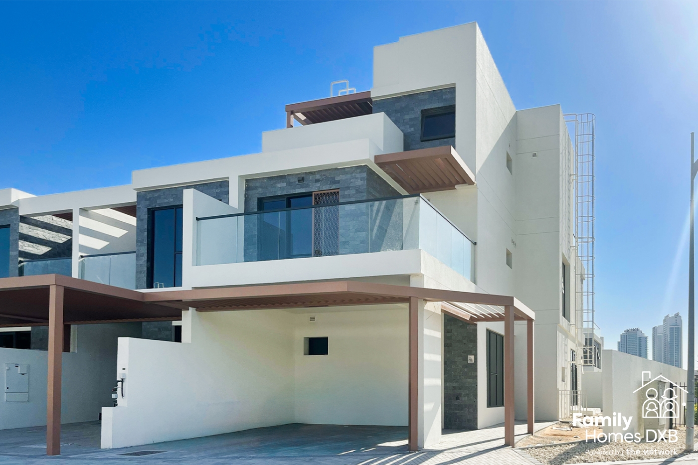 Single Row | 6 Bed | Exclusive | Agents Welcome