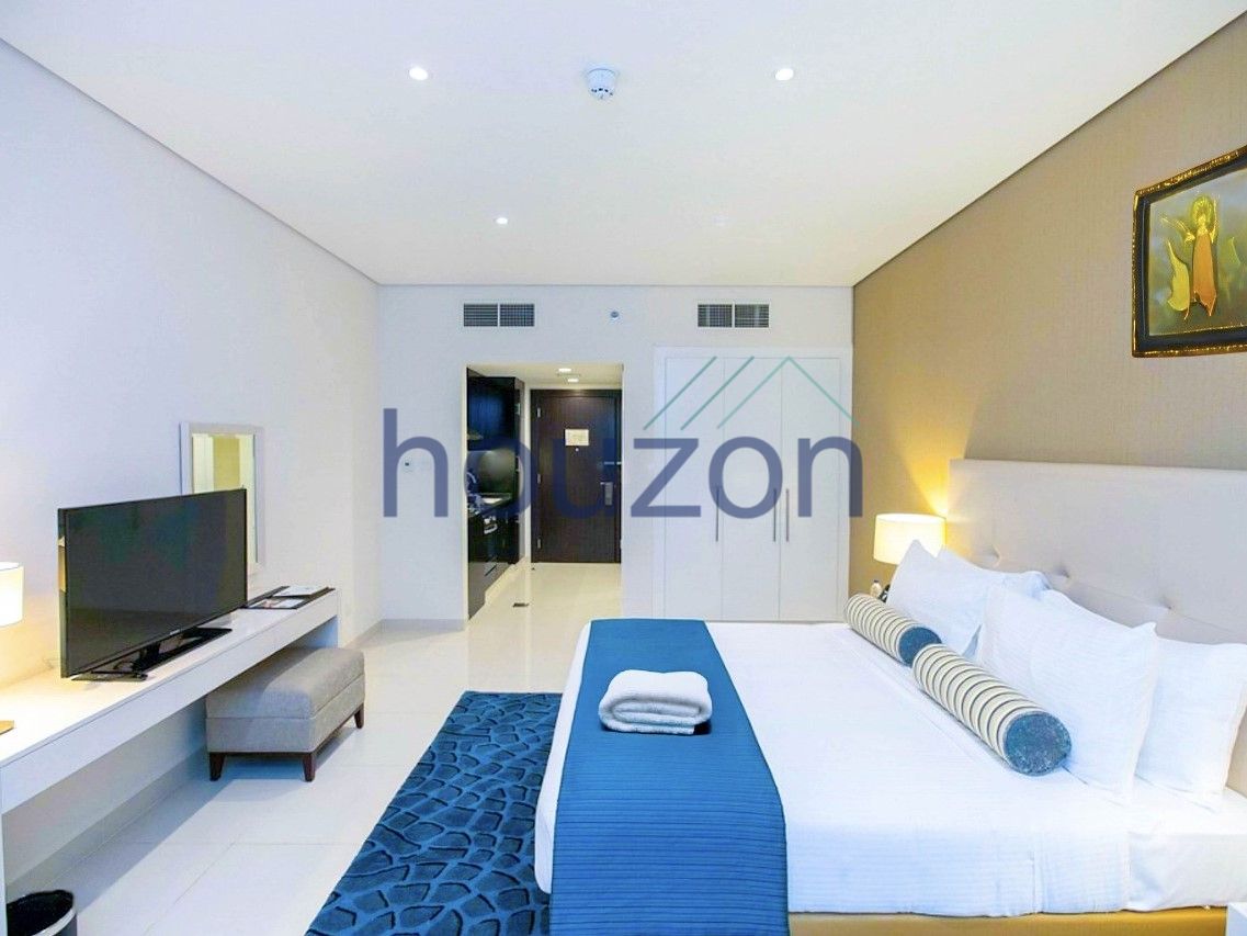 Fully Furnished | Bright Layout | Serviced