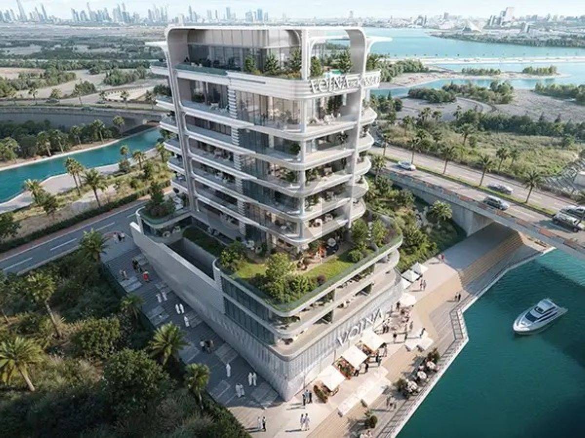 Waterfront Studio | Close to PO | Investor Deal