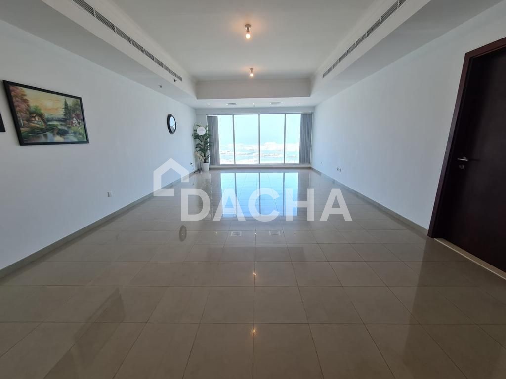 Vacant | Unfurnished | Palm View