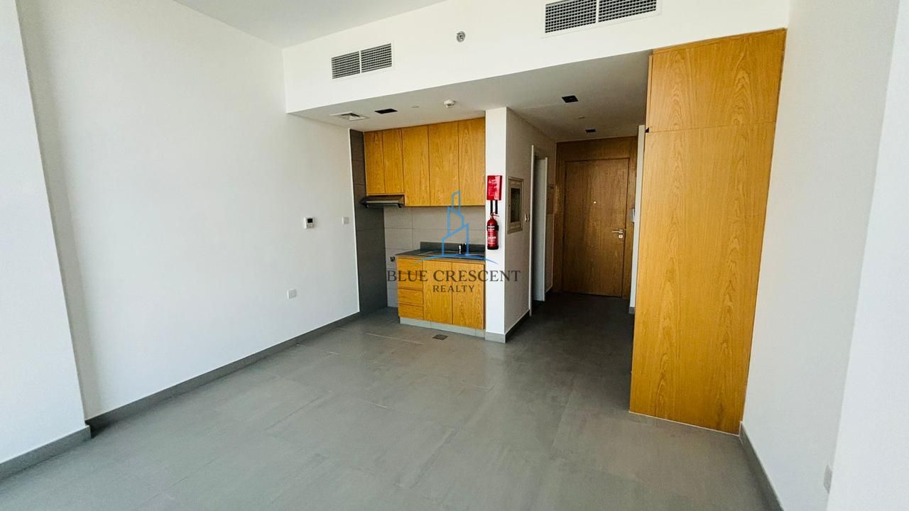 Resilient Value | Prime Corridor | Secure Surroundings