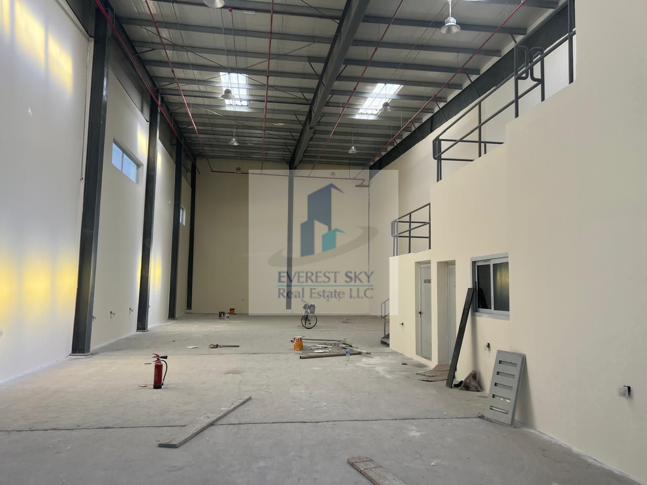 25 to 30 KW power, 2 Offices, 12 M height, BRAND NEW WAREHOUSES FOR URGENT LEASE !!