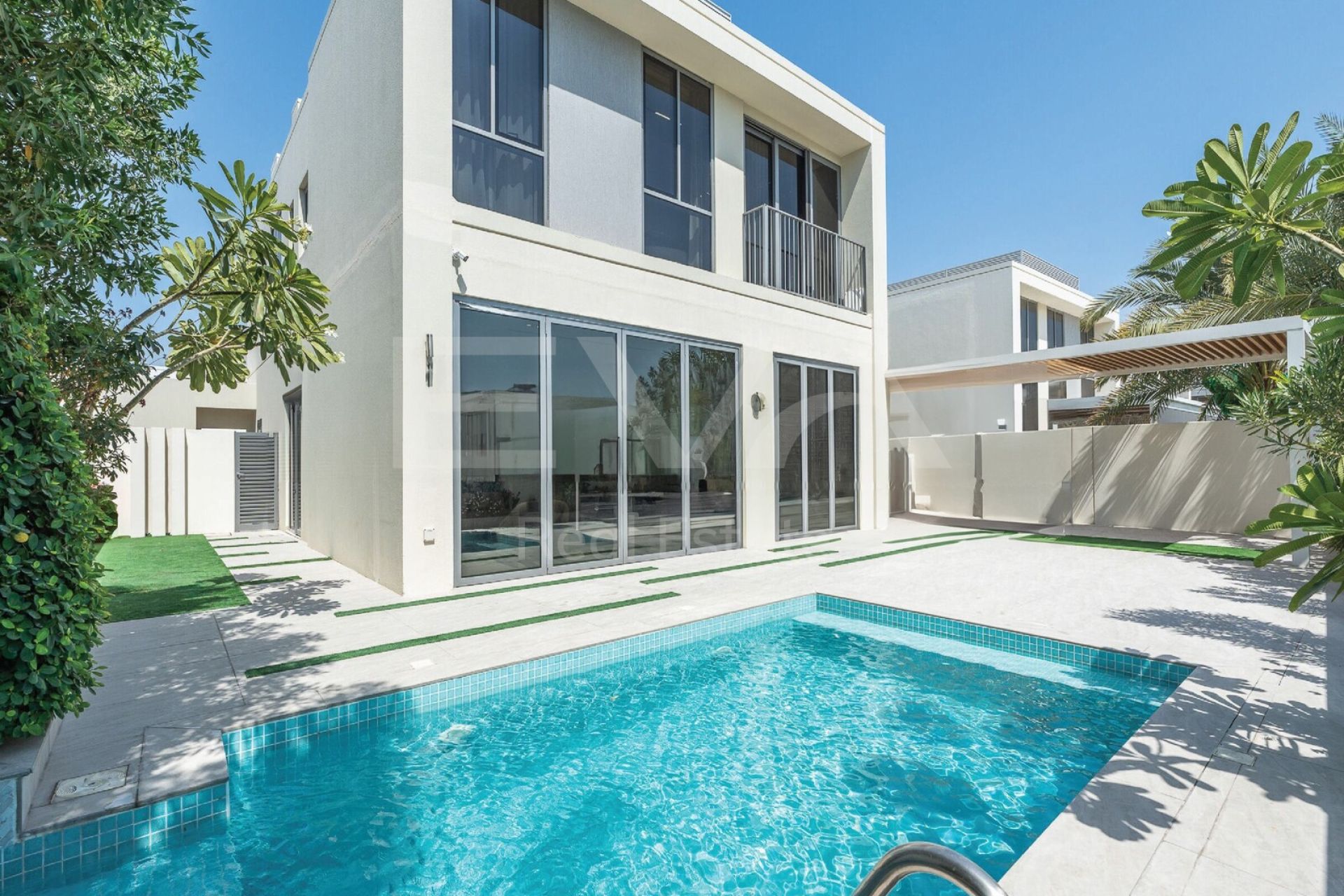 Private Pool | Fully Upgraded | Vacant on Transfer