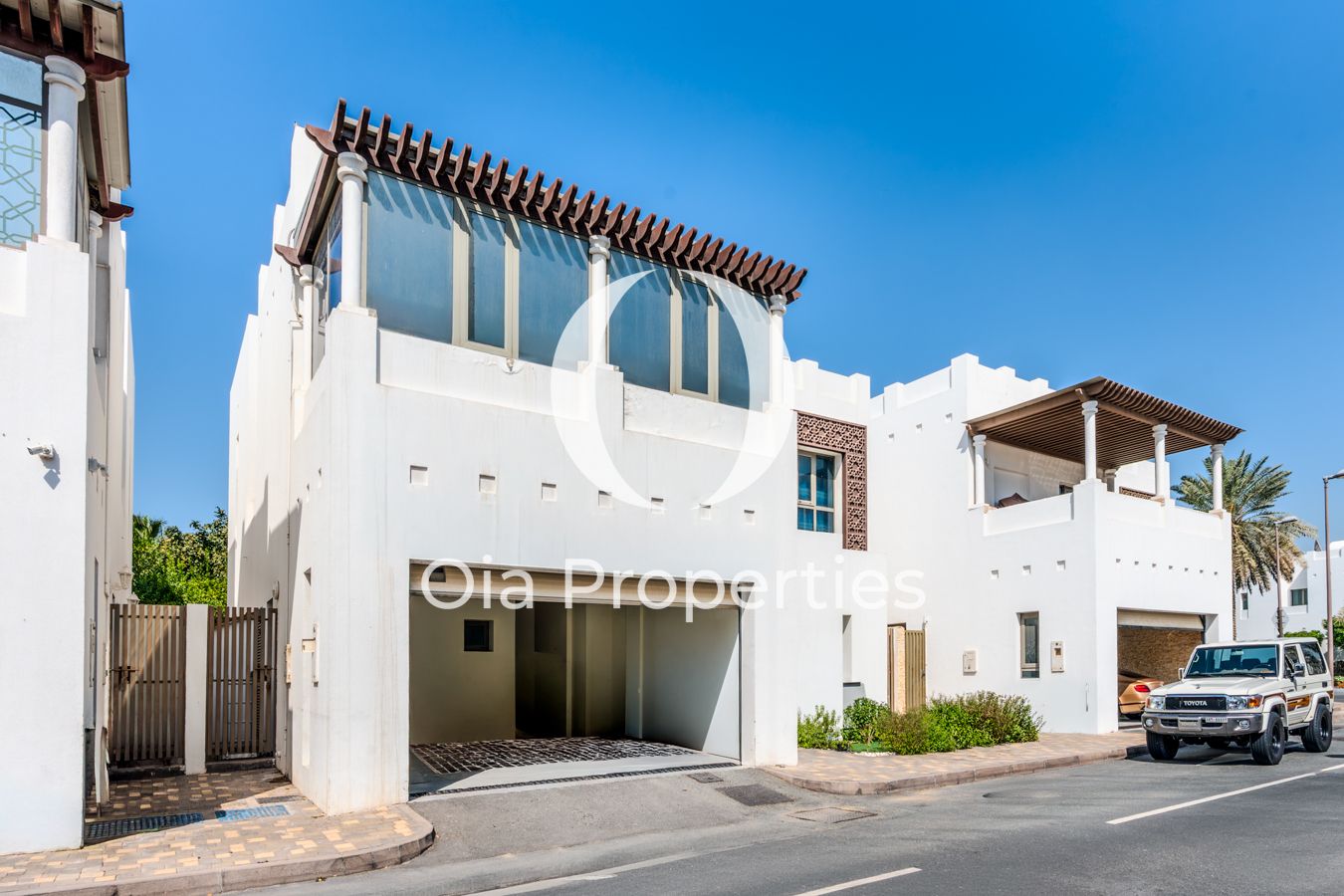 Luxury 5BR Villa | Single Row | Private Garden