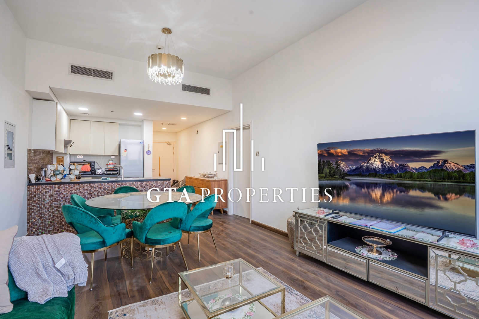Vacant | Unfurnished | Prime location | Exclusive