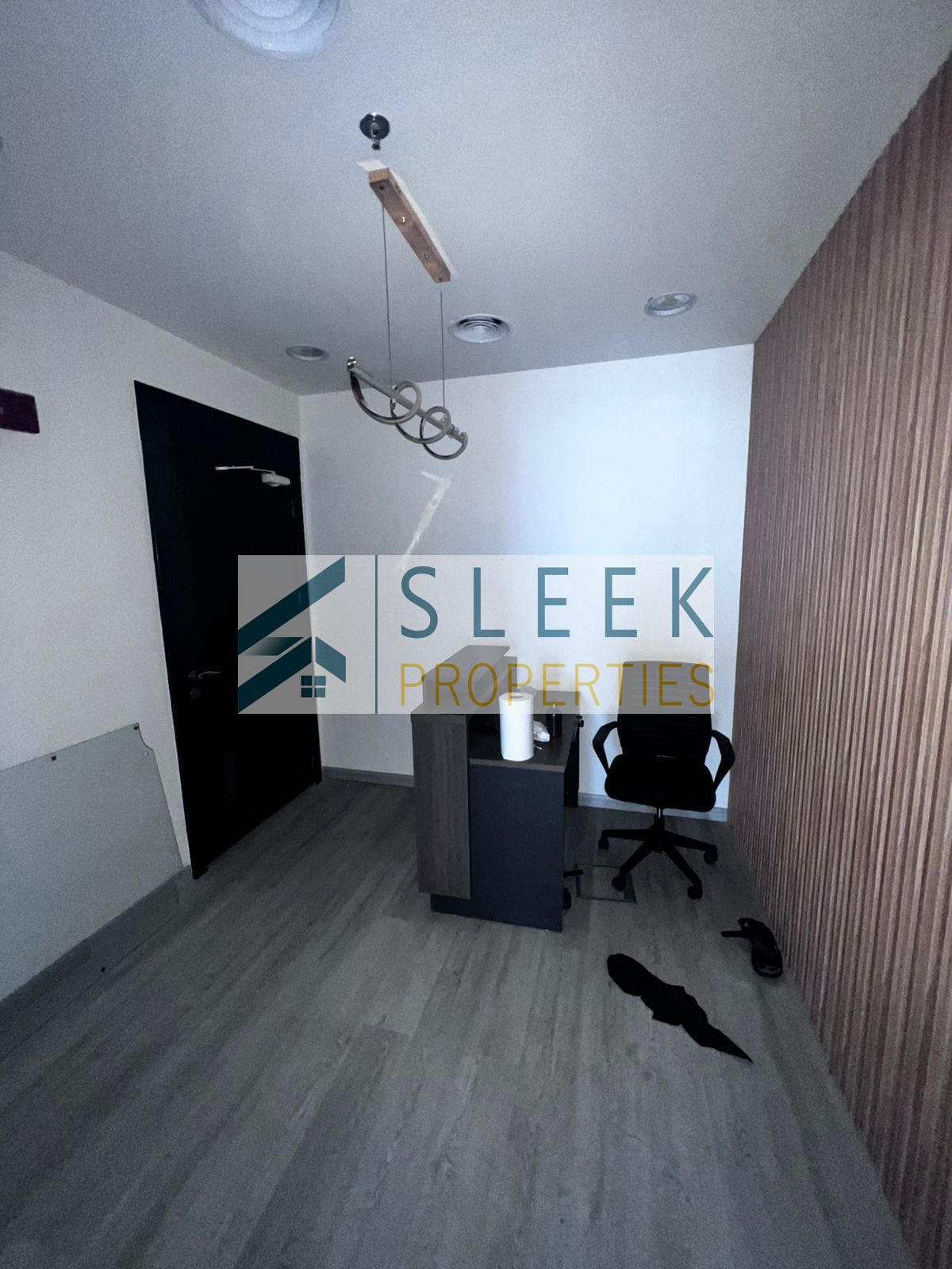 PRIME OFFICE SPACE FOR RENT — SILVER TOWER, DUBAI